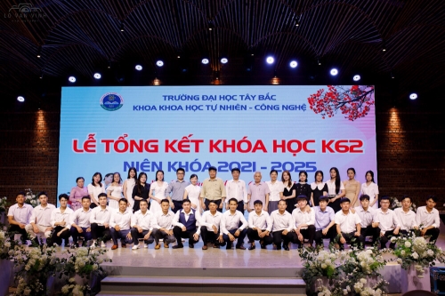 Khoa Khoa học Tự nhiên - Công nghệ tổ chức Lễ Tổng kết khoá học K62, niên khoá 2021 - 2025